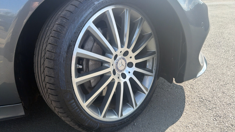 Mercedes-Benz C-Class C250d AMG Line Premium 4dr 9G-Tronic Diesel Saloon